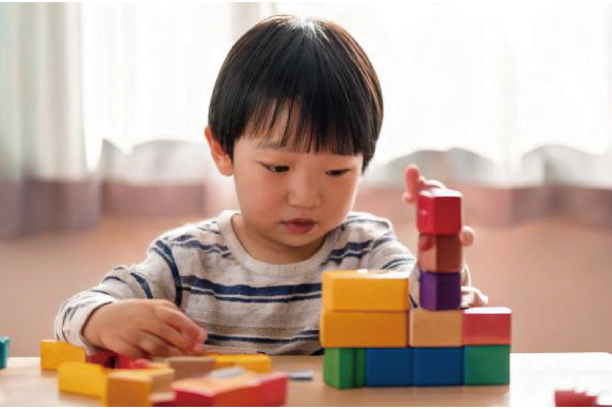 世界の伝統木製玩具を紹介：遊びながら学ぶ異文化体験